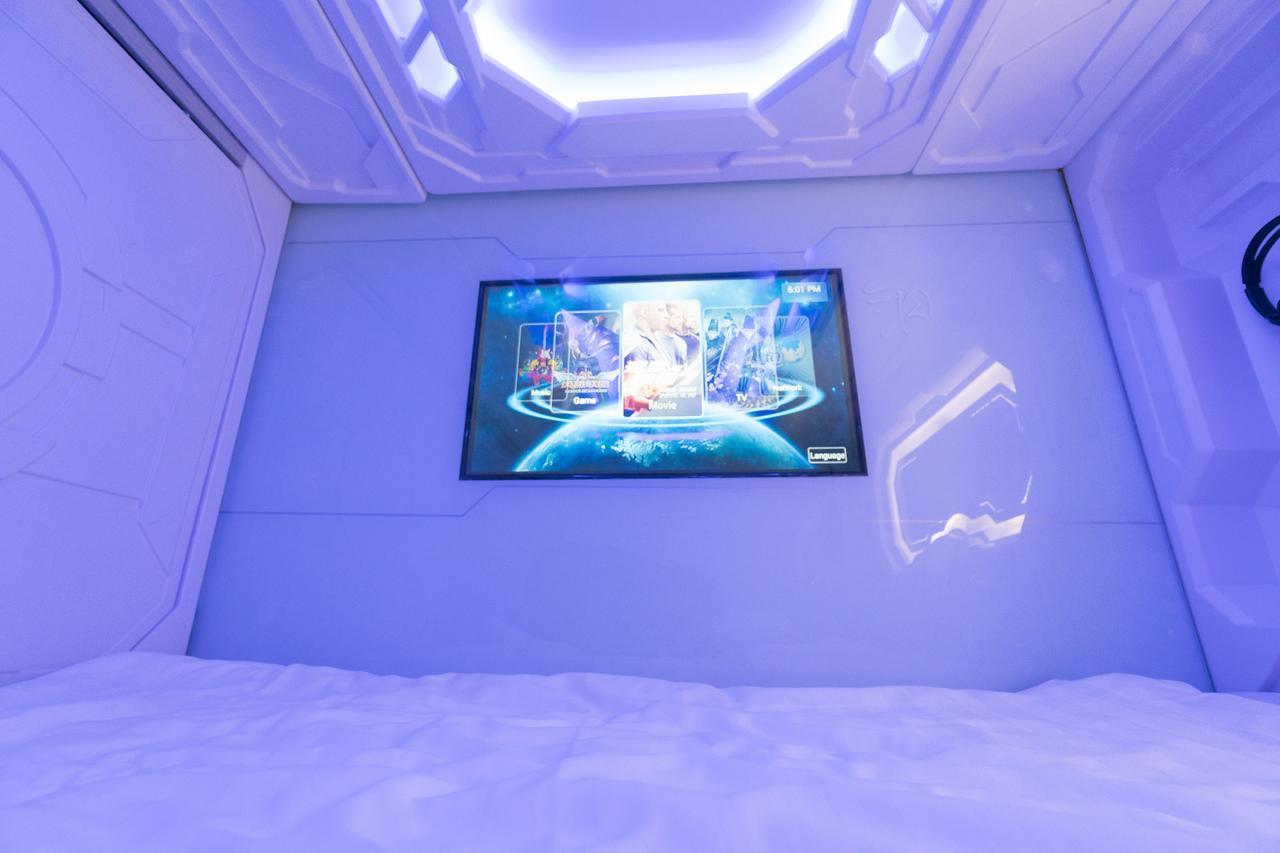 Seaview Capsule Hotel Кота-Кинабалу Экстерьер фото